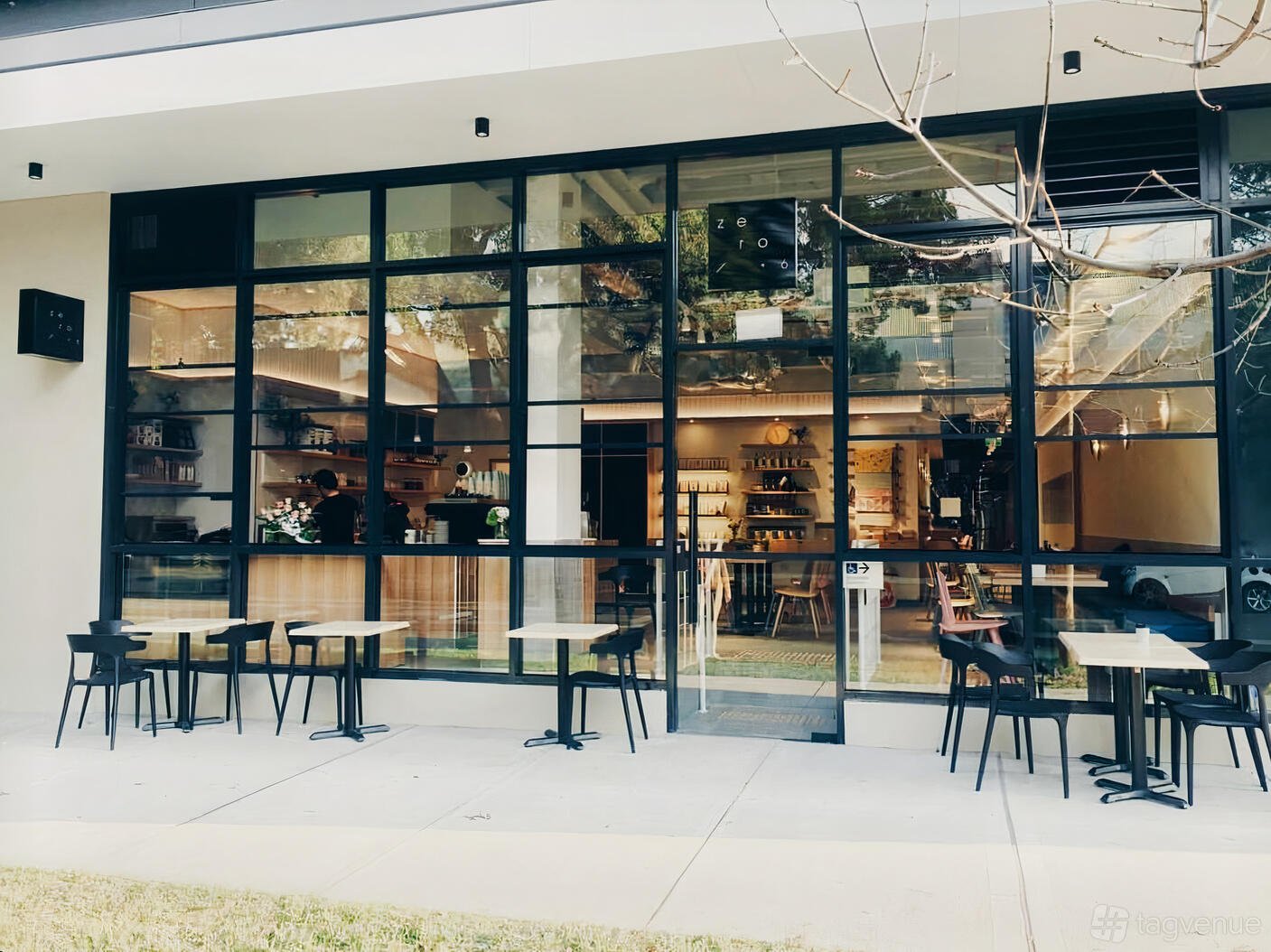 Whole Venue at Cafe 0.6 photo 15