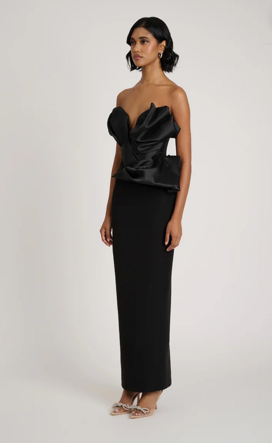 Eliya The Label Auri Gown photo 4