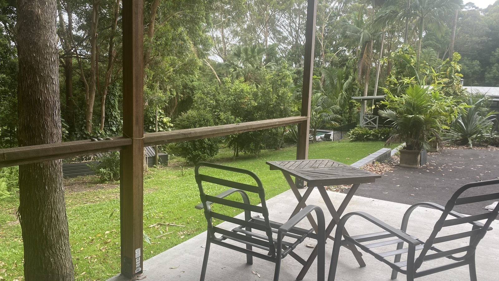 Lulu Lunagazer in Byron Bay photo 2
