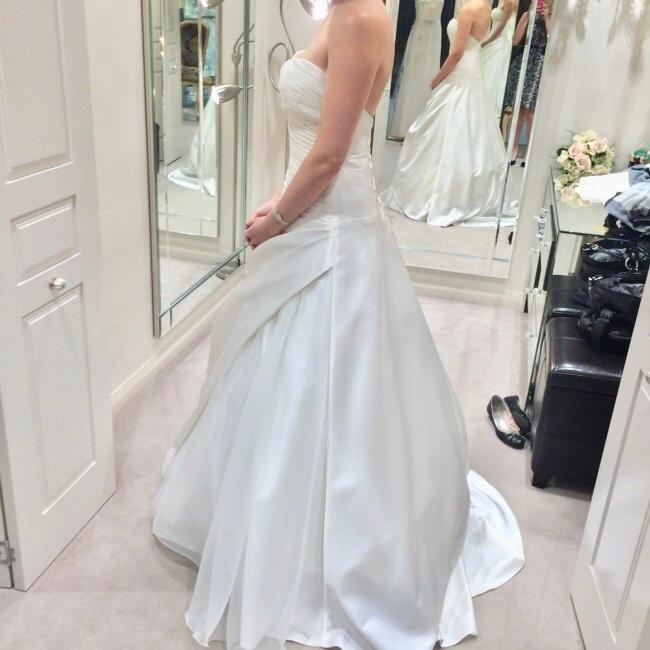 Wedding Dress photo 2