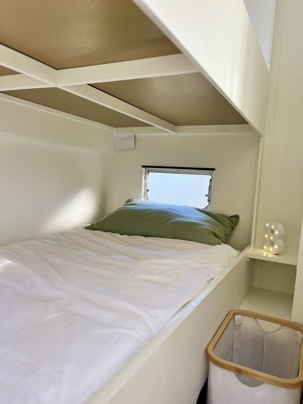 Lucille - full size single bed bunks photo 9