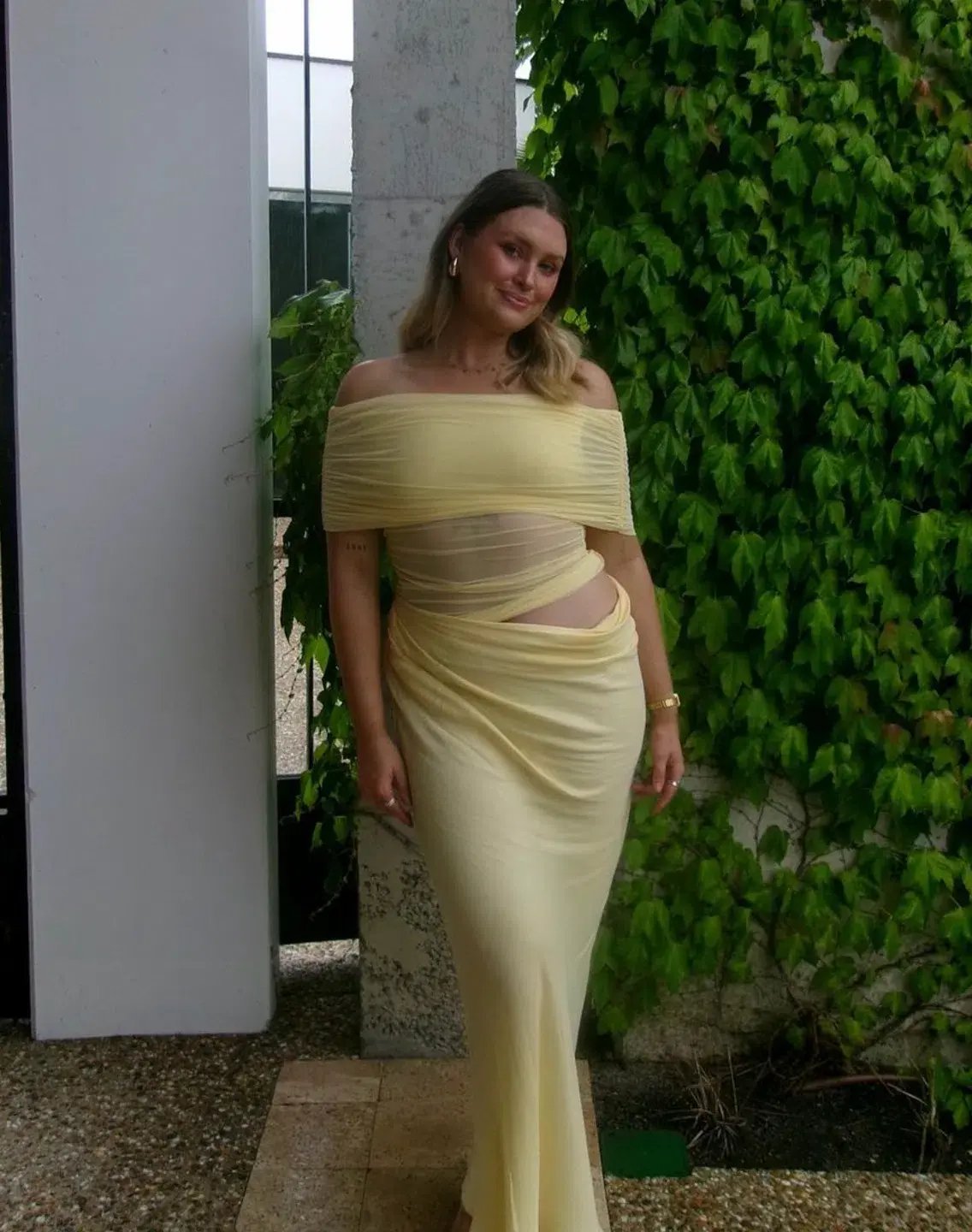 Benni Nico Off Shoulder Maxi Dress Butter Yellow Size 8 photo 8