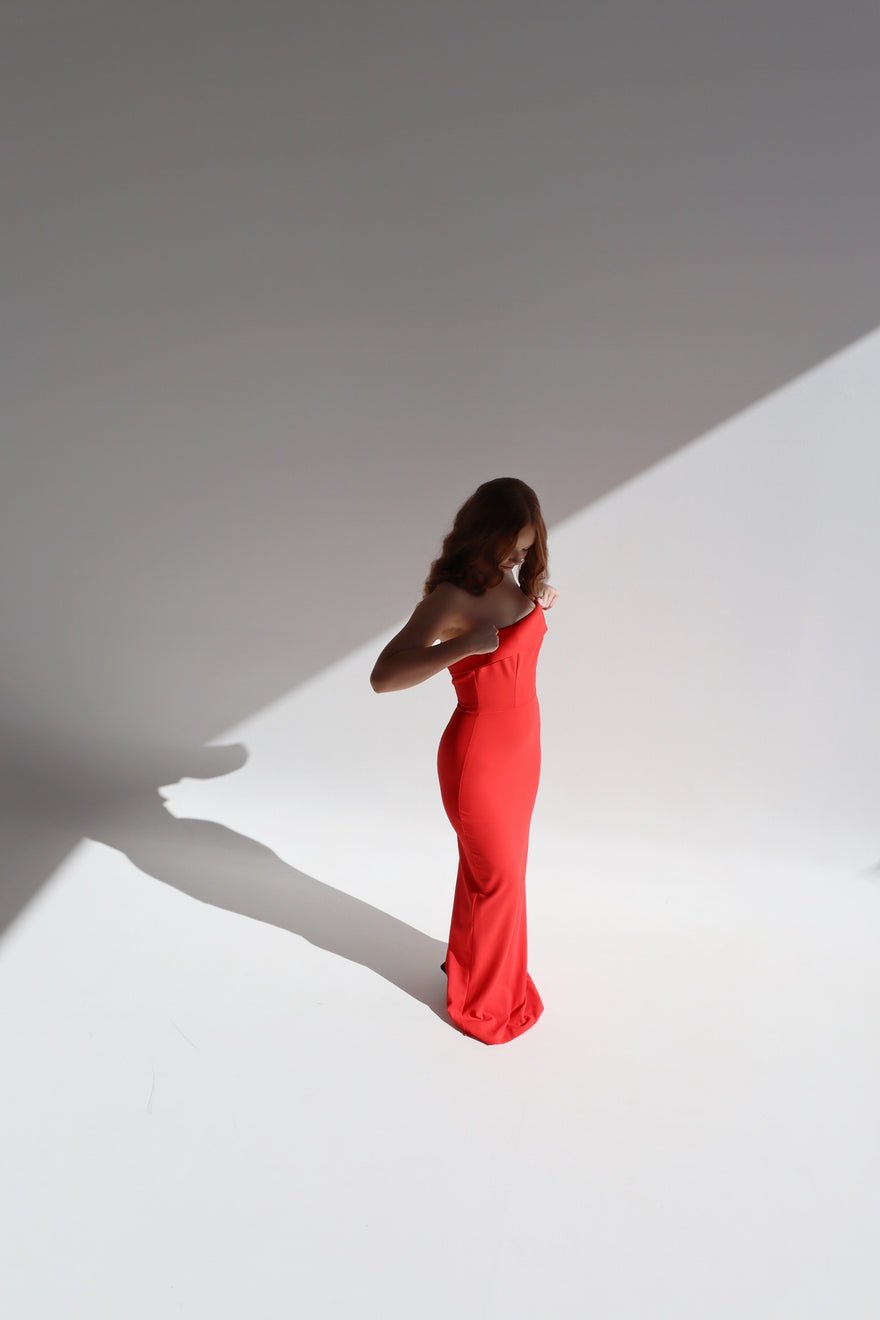 Effie Kats Monroe Gown Cherry Red photo 4