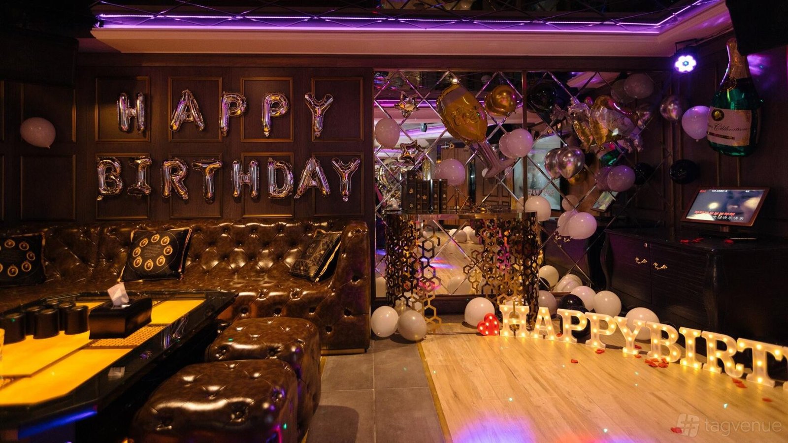 Supreme VIP Room at Sugar karaoke photo 5
