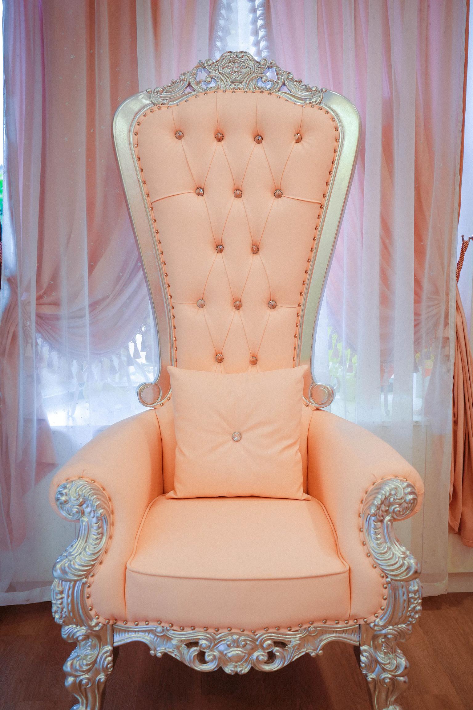 Royal Party Room at My Royal Party photo 13