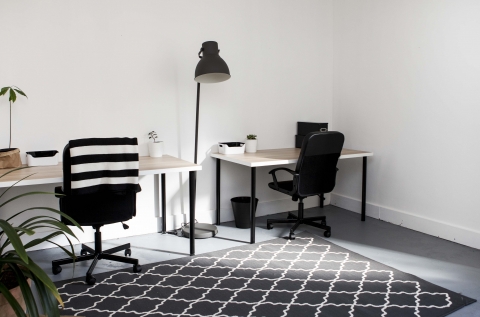 Small Desk in Creative Space - Studio 9 photo 3