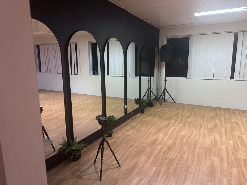 Dance Studio 1 photo 2