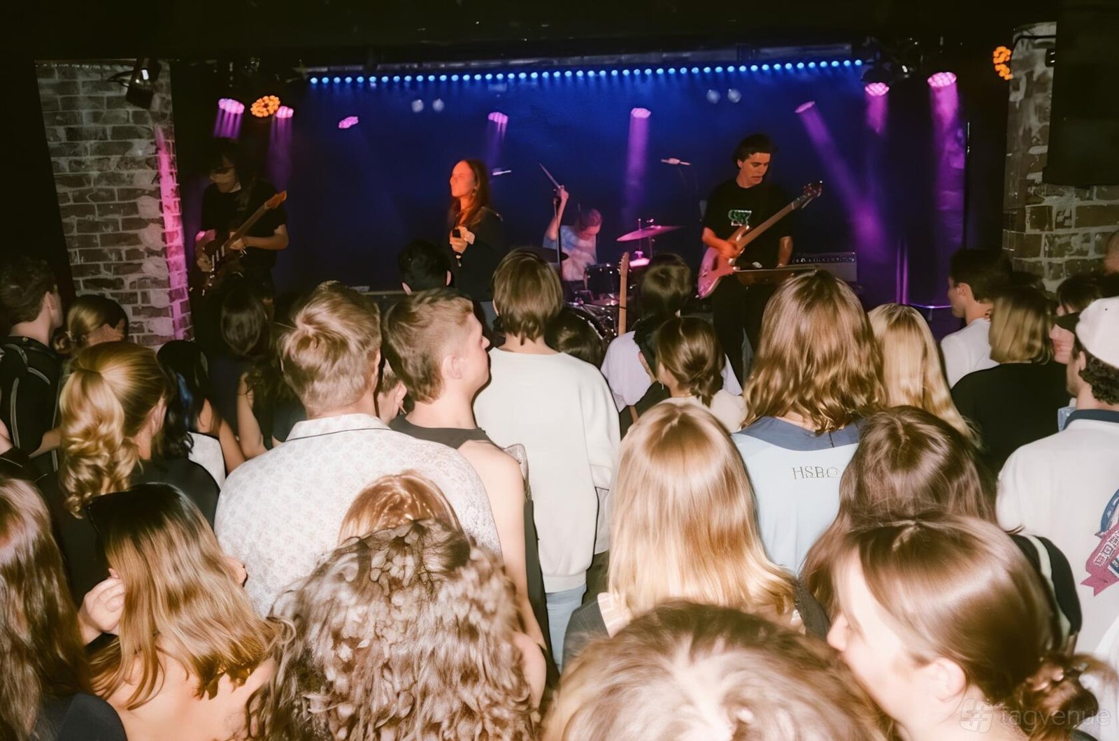 Upstairs at The Lansdowne Hotel photo 4