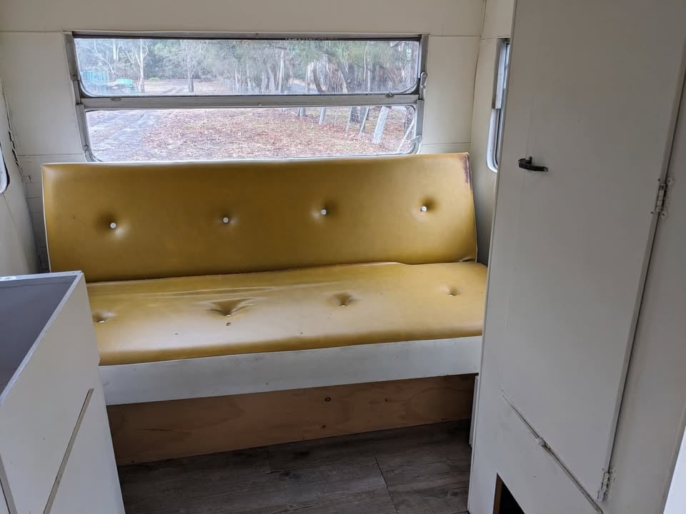 Caravan photo 6