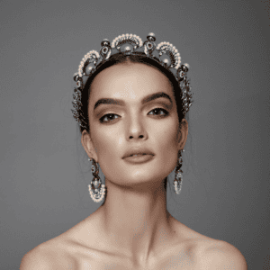 Ashlee Lauren Seraphina crown photo 4