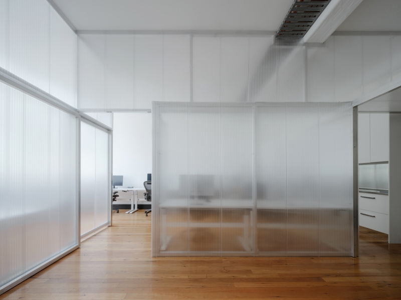 Surry Hills Creative studio share (4 workstations) photo 4