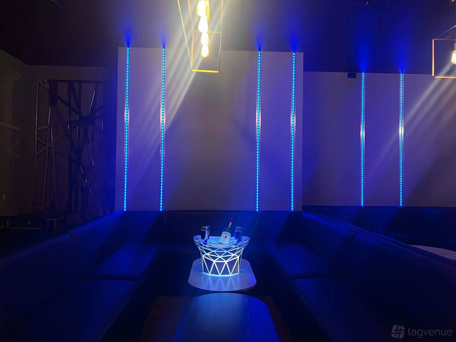 VIP Table at The Maya Lounge Sydney photo 6