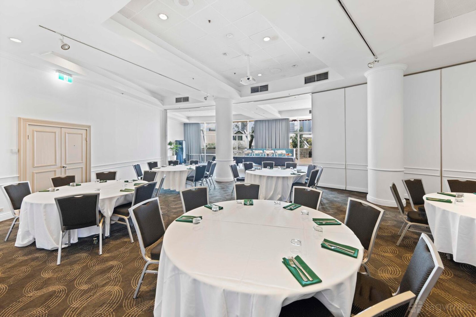 Banksia Bluegum Room at Holiday Inn Sydney Potts Point photo 2