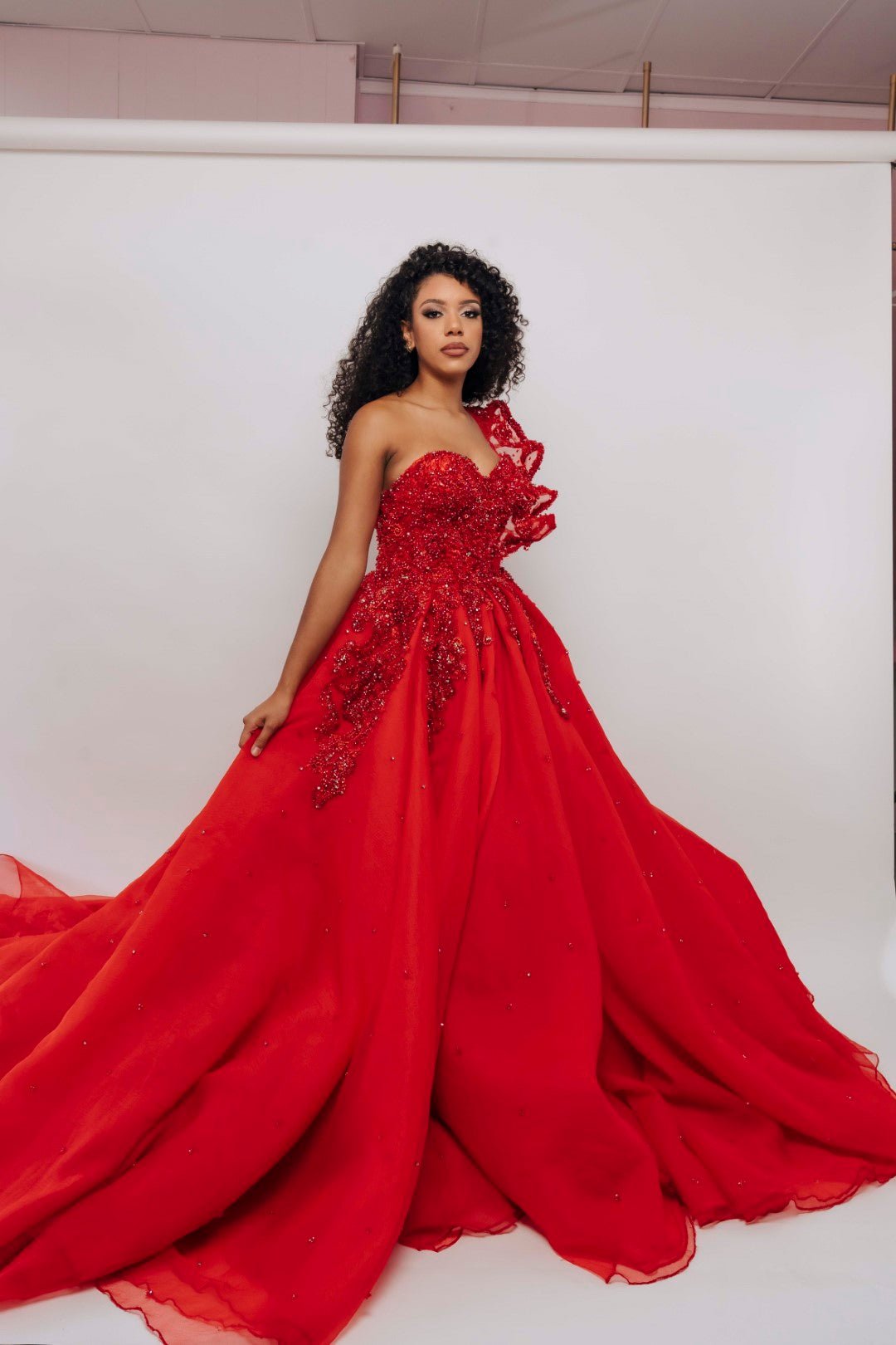 ALBINA BALLGOWN#1BY ALBINA DYLA RED photo 2