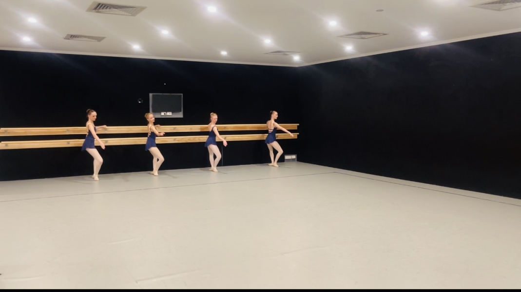 Studio 2 & 3 photo 3