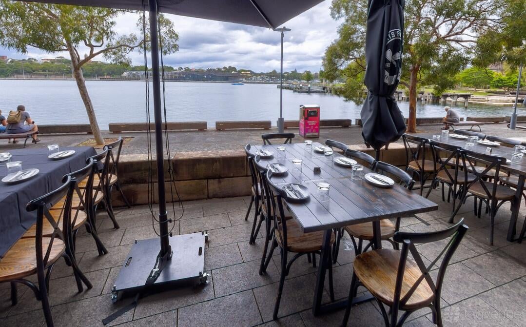 Outdoor Patio at Elements Bar & Grill Pyrmont photo 3