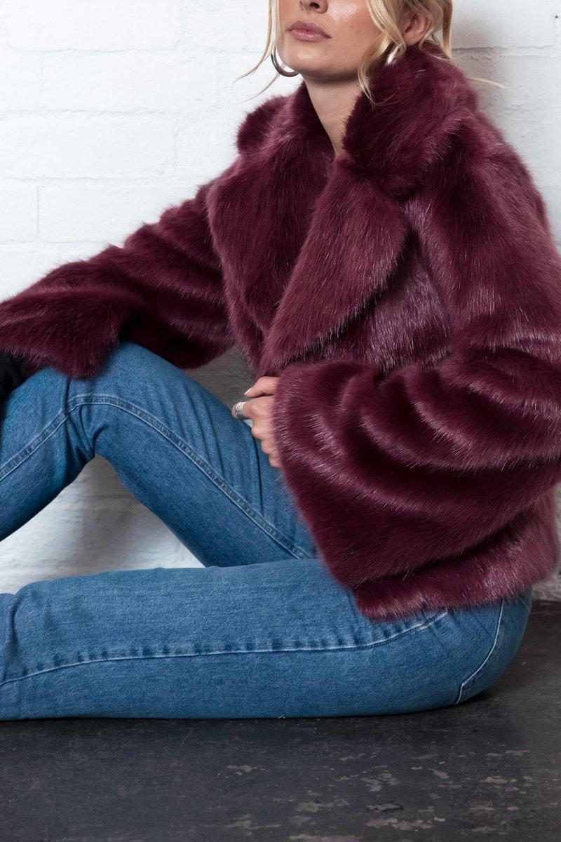 Unreal Fur Madame Butterfly Faux Fur Jacket Wine Size M photo 6