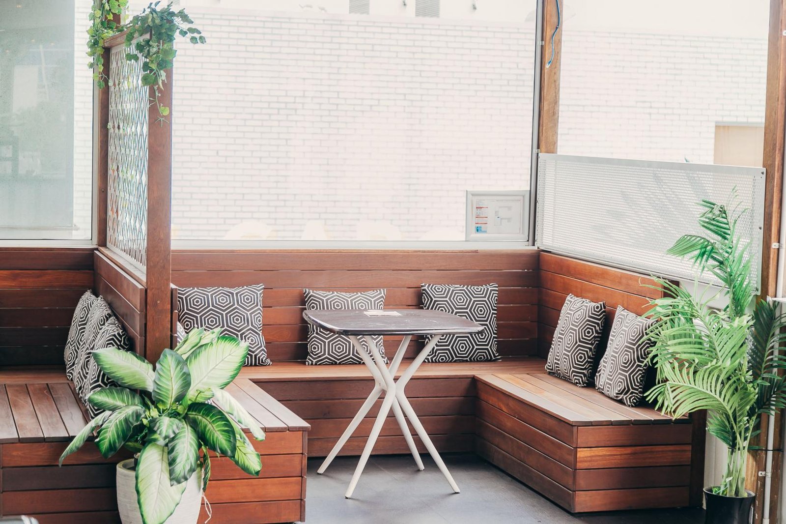 Breeze Bar at Summa House photo 8
