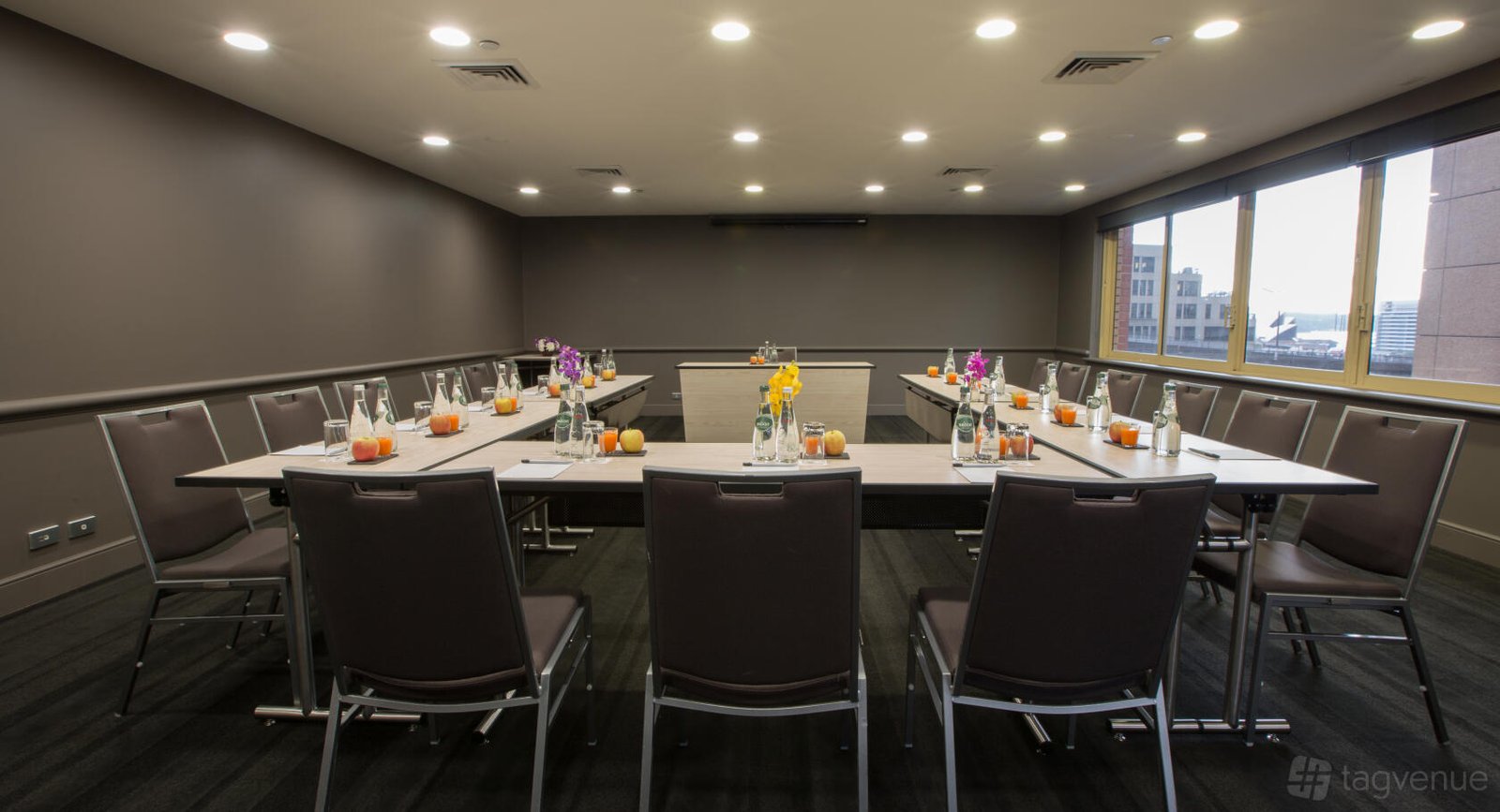 Essex Room at Sebel Quay West Suites Sydney photo 4