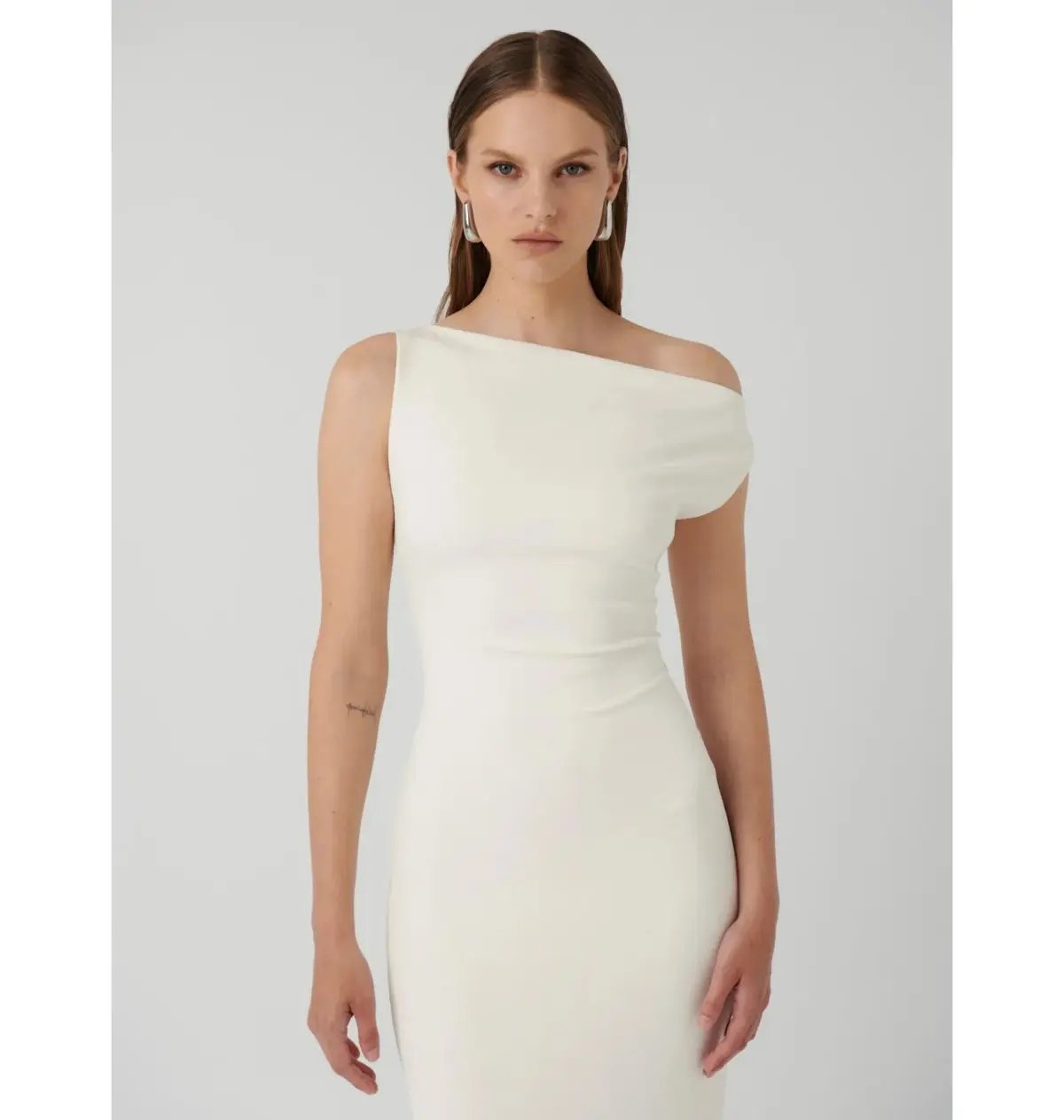 Effie Kats Inaya Gown In Ivory Size AU 8 photo 2