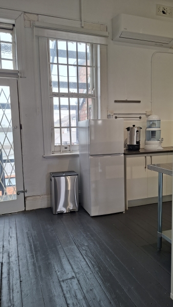 Studio 17 Lease Transfer photo 6
