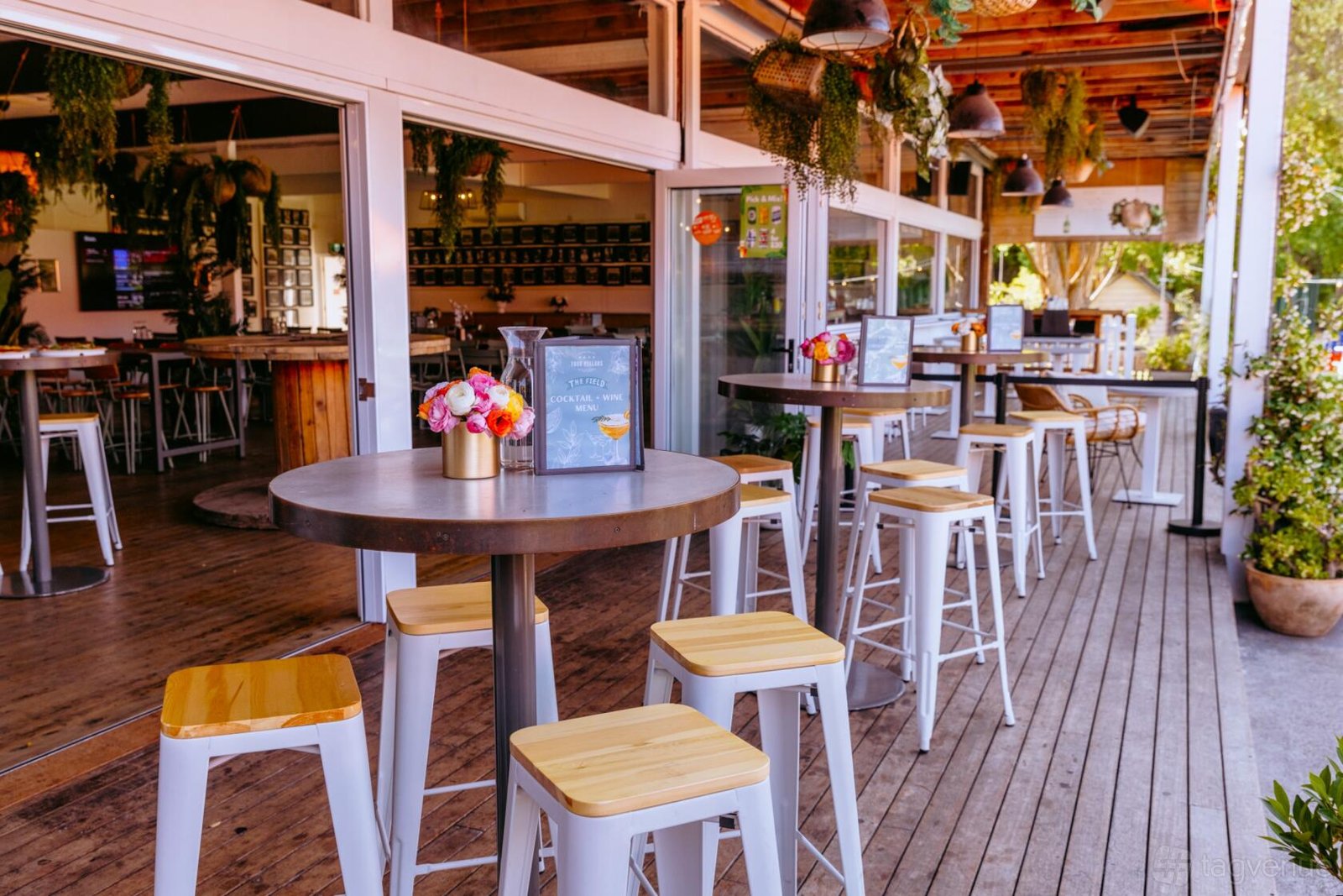 The Deck at The Field Bar photo 4