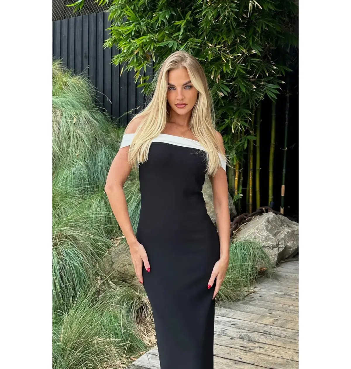 Bianca & Bridgett Leni Maxi Dress Black Size AU 14 photo 6