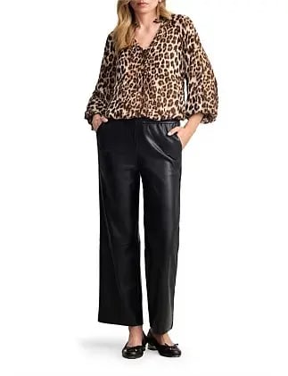 Blue Illusion Faux Leather Cropped Pants in Black Size 8/XS photo 6