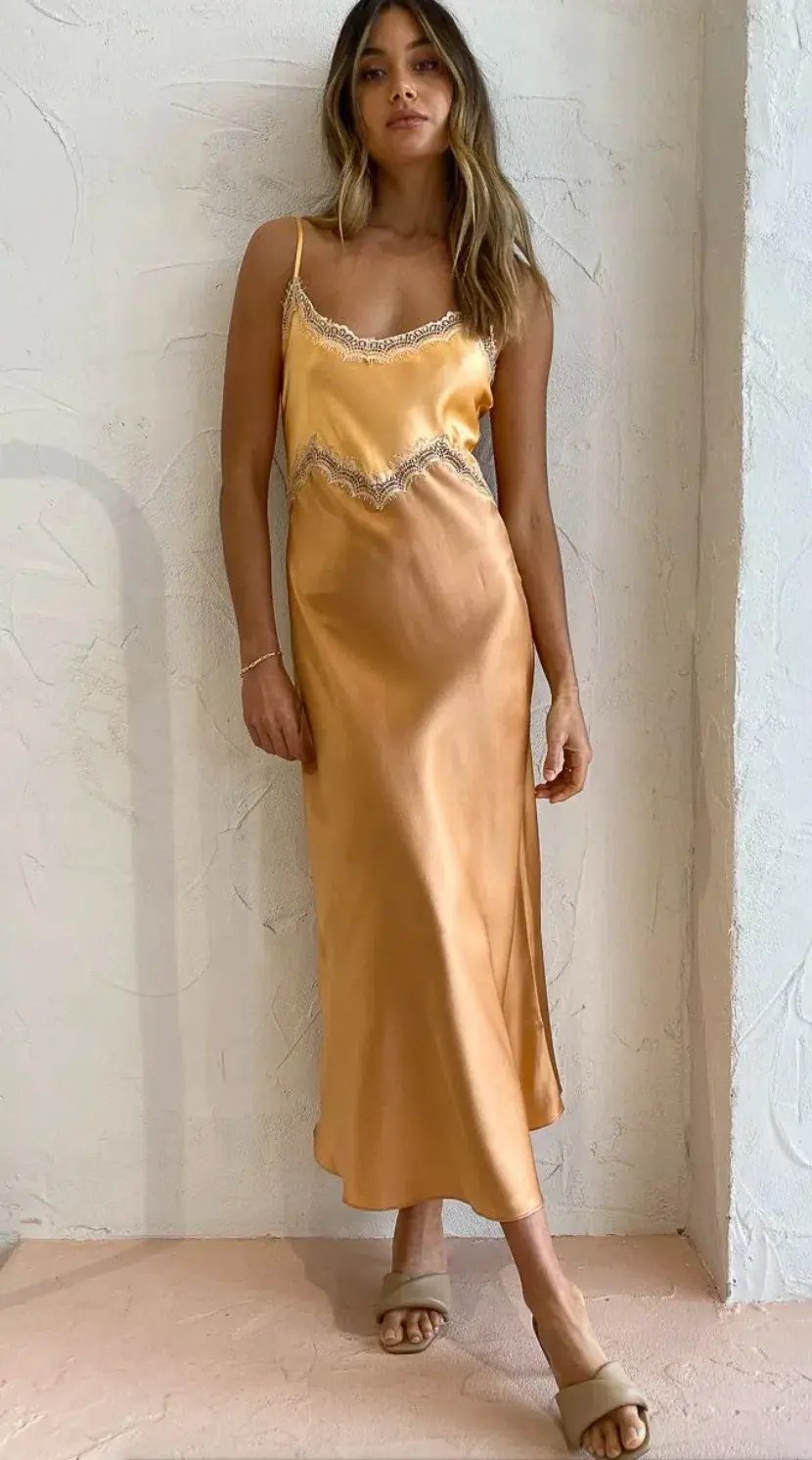 Ginia Hope MIdi Dress Nectarine/Sandstone Size 8 / XS photo 5