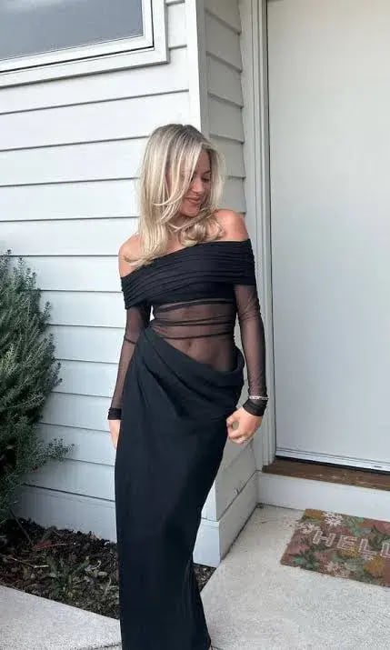 BENNI Yasmin Off-Shoulder Maxi Dress in Black Size 10 photo 8