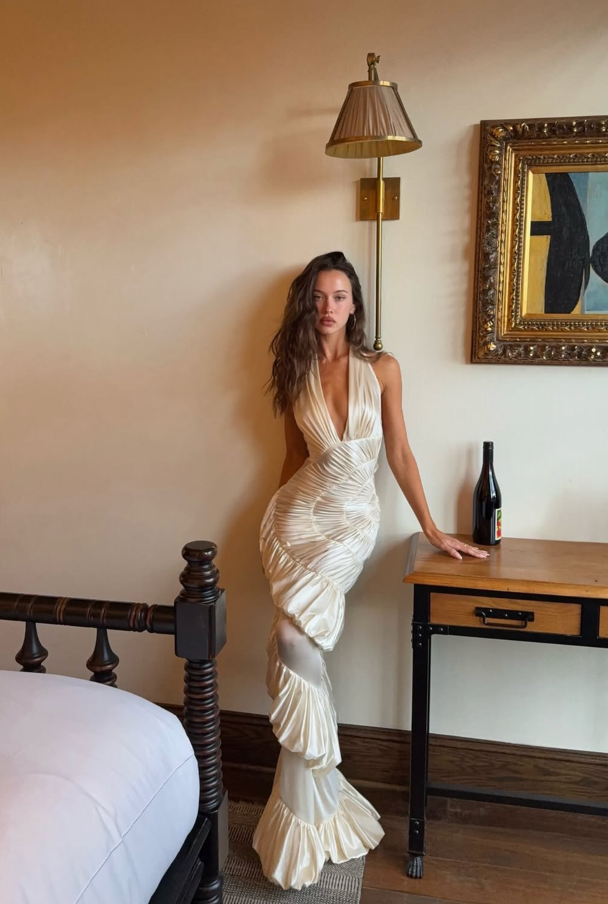DATT Official Ammonite Gown - Ivory photo 4