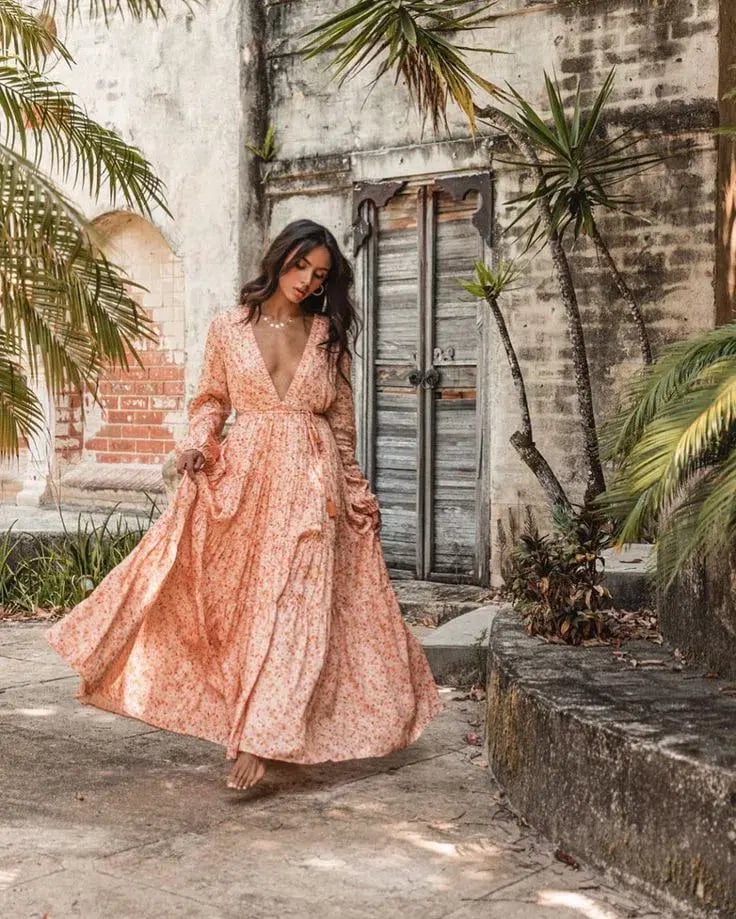 Coven & Co Posie Gown Size L photo 4
