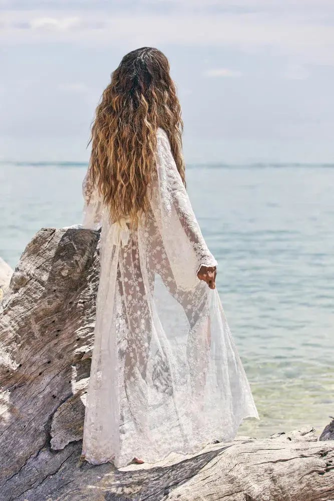 Coven & Co Boho Island Breeze Robe White Lace One Size photo 2