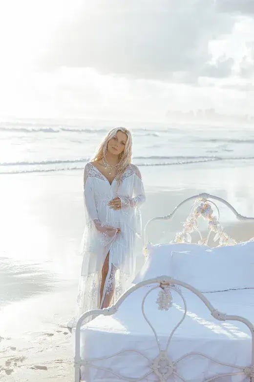 Coven & Co Boho Maternity Full Moon Lace Gown White Size M / AU 12 photo 8