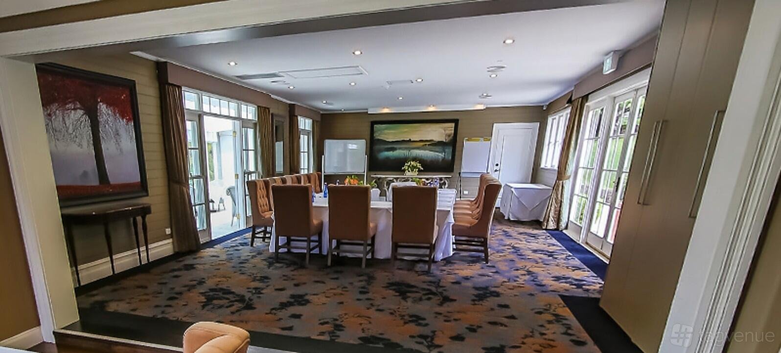 Karawerra Meeting Room at Parklands Country Garden & Lodges photo 3