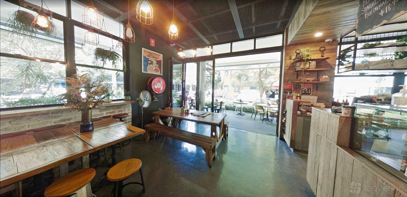 Indoor at Eggspresso photo 2