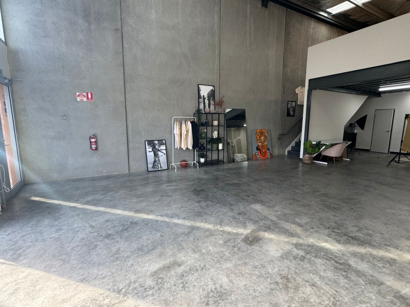 Industrial Style Event Space (Bittersweet Studios) photo 6
