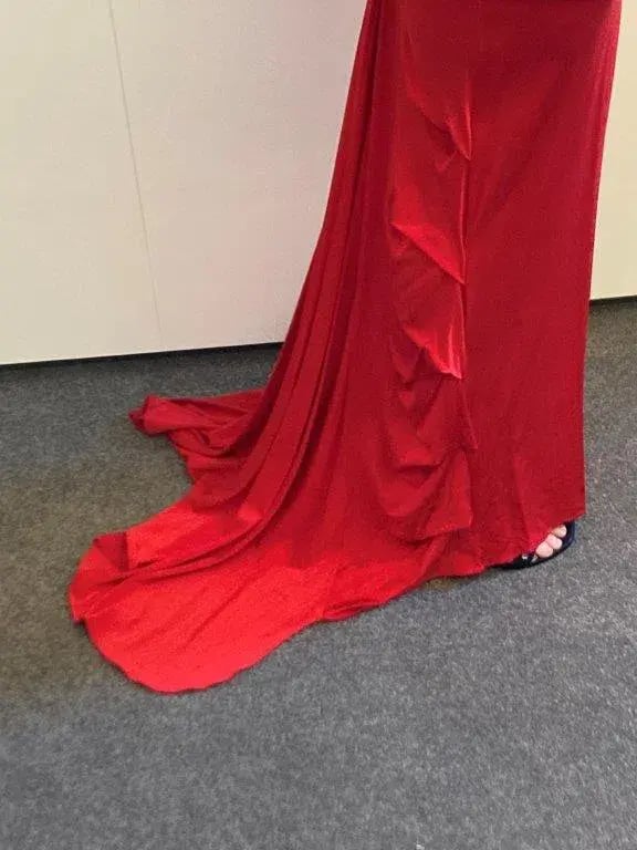 Wayne Cooper Stretch Satin Backless Gown Red Size 8 photo 3
