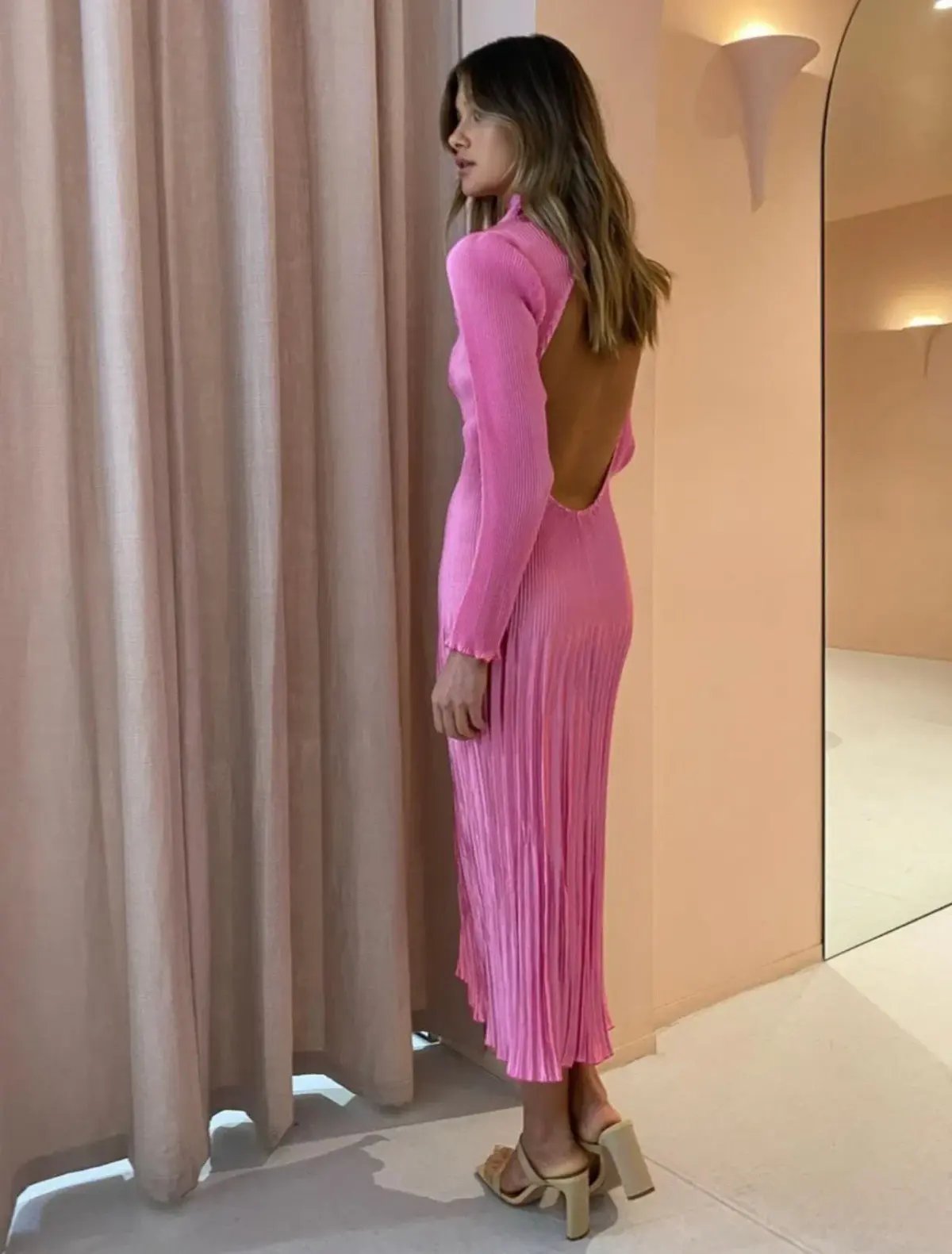 L'idee Soiree Backless Dress In Hot Pink Size AU 12 photo 2