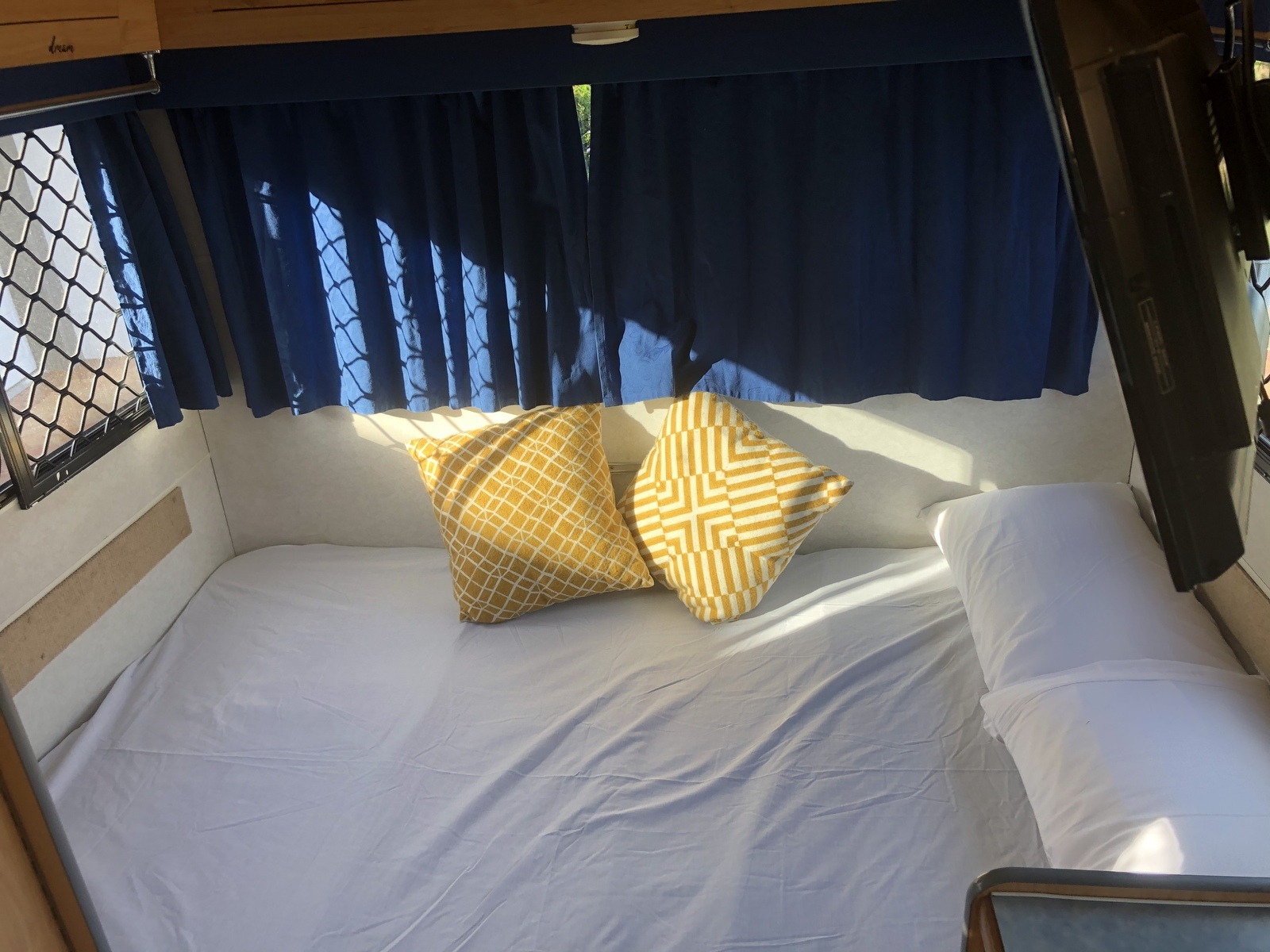 Mana motorhome photo 10