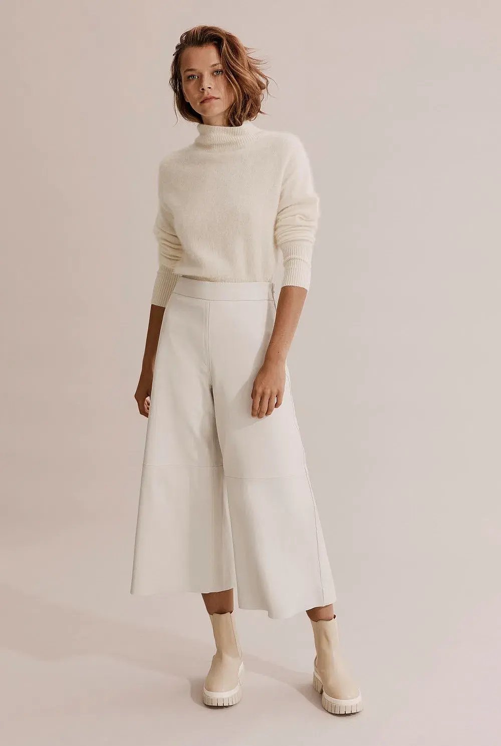 Country Road Luxurious White Leather Culotte Pants Size AU 10 photo 2