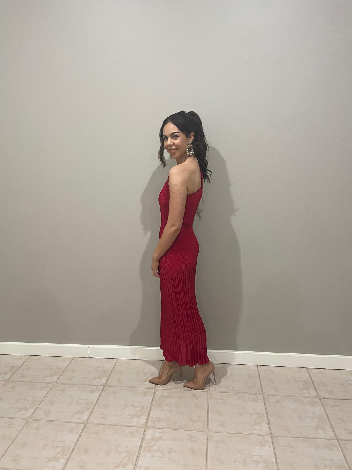 L’IDEE soirée pleaded one shoulder dress RED photo 2