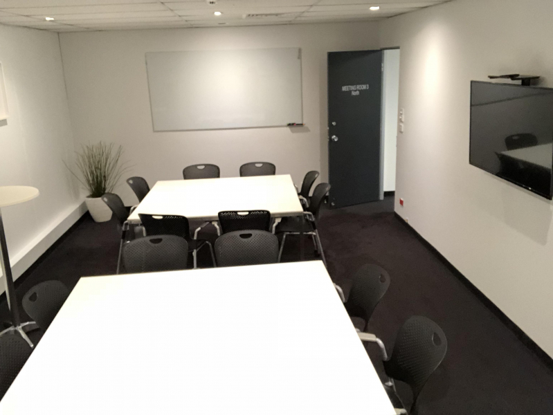 Light-filled Creative Co-working Studio photo 20