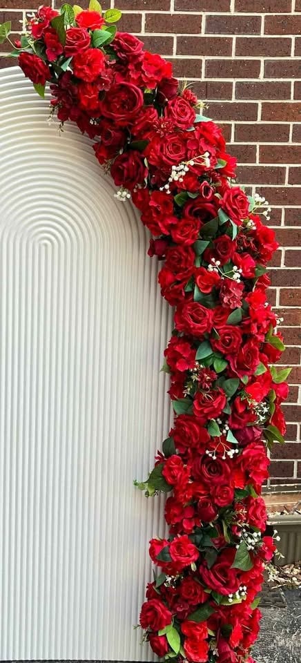 Hire - flower arch's from $125 and centrepieces $10 each in any colour...Clayton pick up photo 3