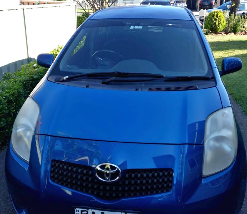 Toyota Yaris 4 Hire/ Rent/ Personal Use photo 4