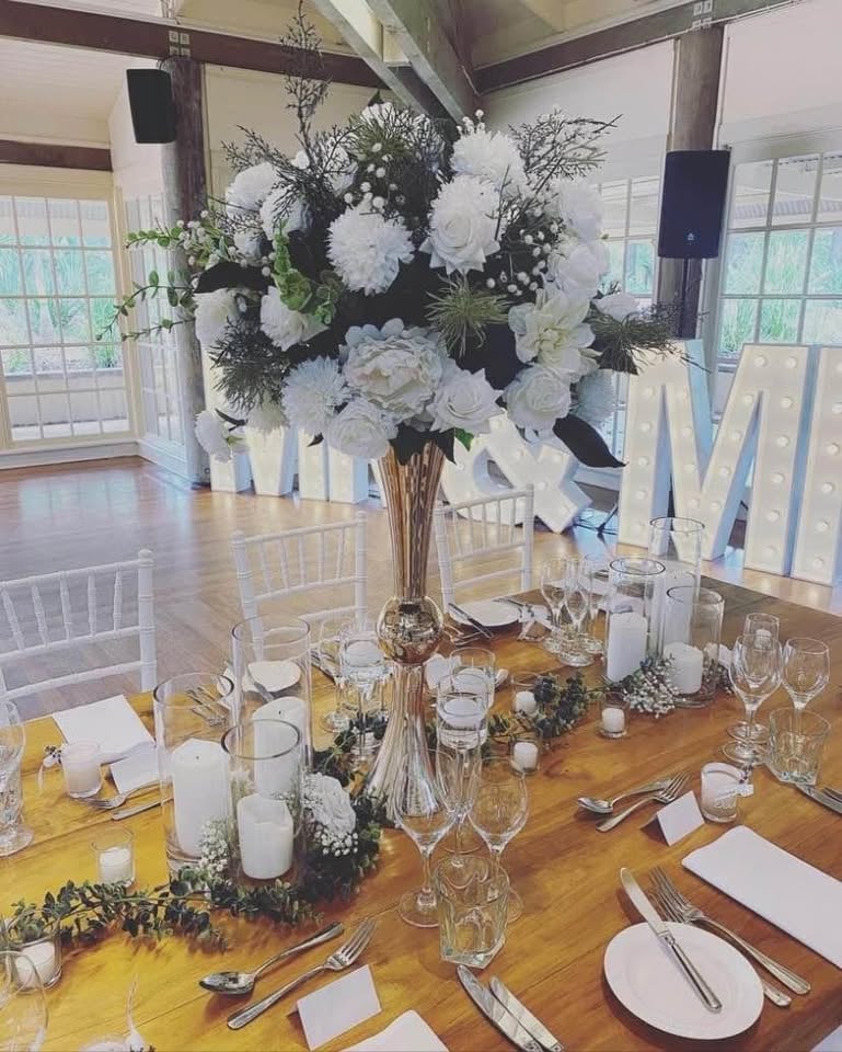 Floral arrangements for hire photo 8