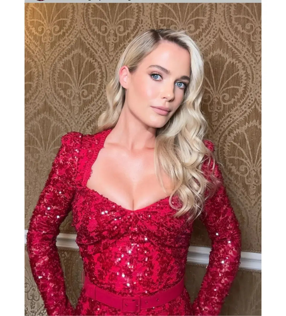 Rebecca Vallance Nicky Hilton Leyla Long Sleeve Midi Dress in Red Sequin Size XS / AU 6 photo 4