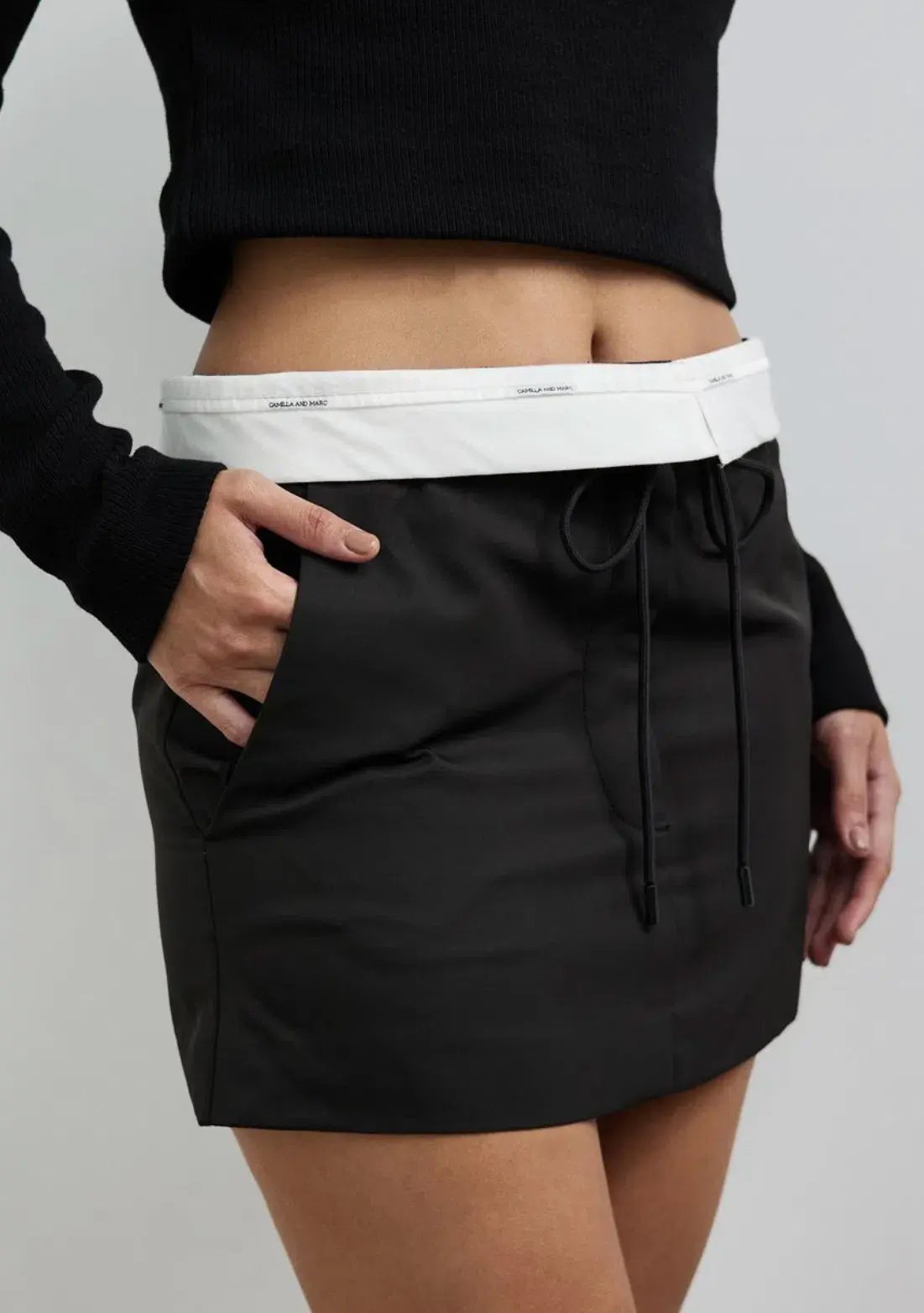 Camilla and Marc Conrad Mini Skirt Black Size 8 photo 2