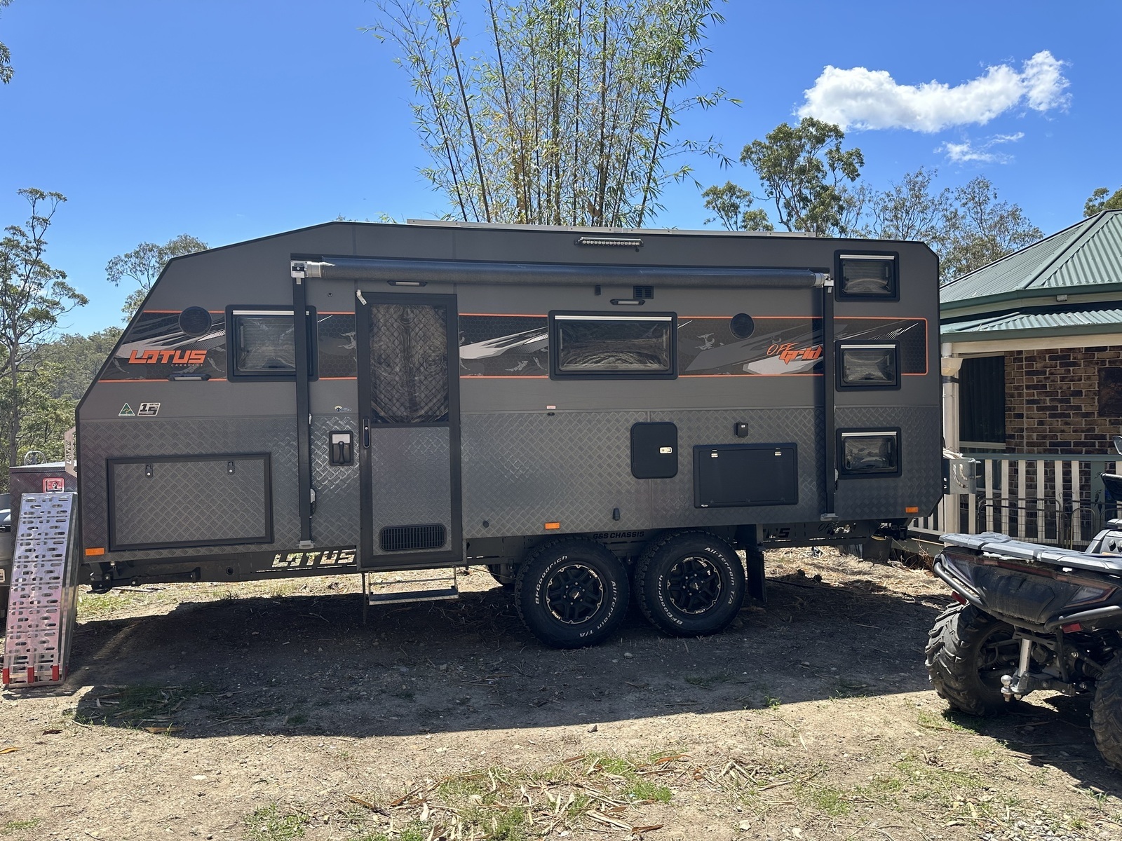 Lotus Offgrid 19 foot family van FULL OFF ROAD AVAILABLE photo 3