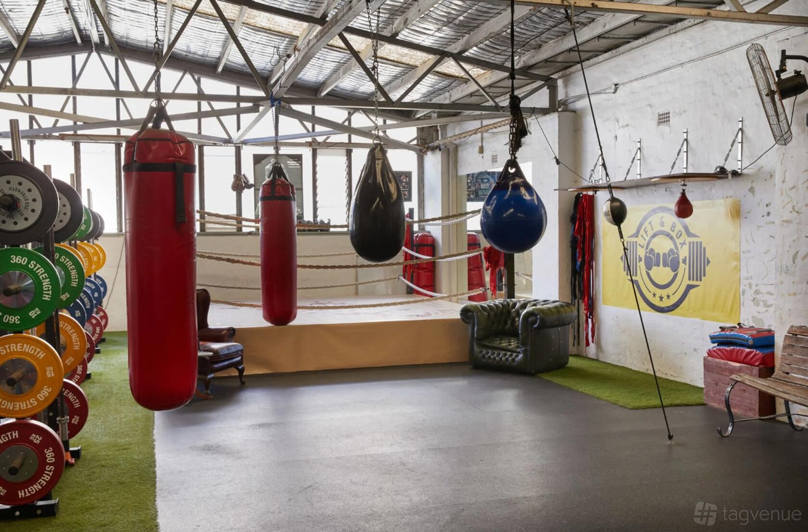 Entire Venue at Lift & Box photo 9